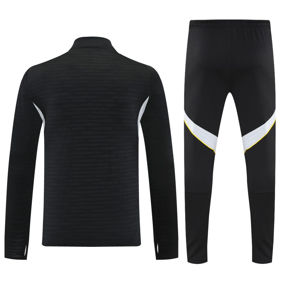 Real Madrid Authentic Training Kit (Sweatshirt+Pants) Black 2025/26 - Player Version