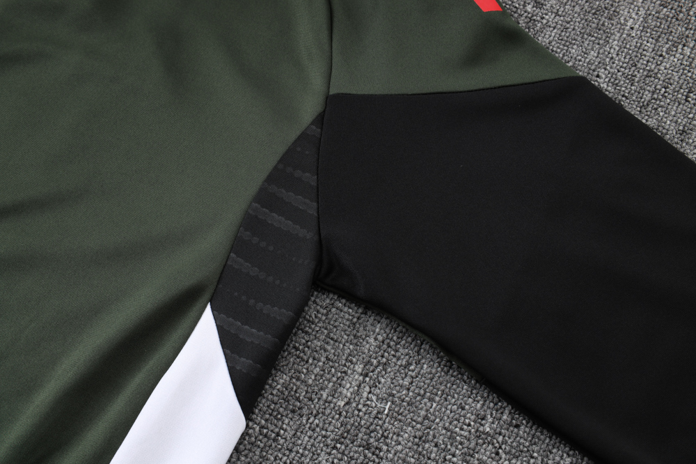 Bayern Munich Training Kit (Sweatshirt+Pants) Deep Green 2025/26