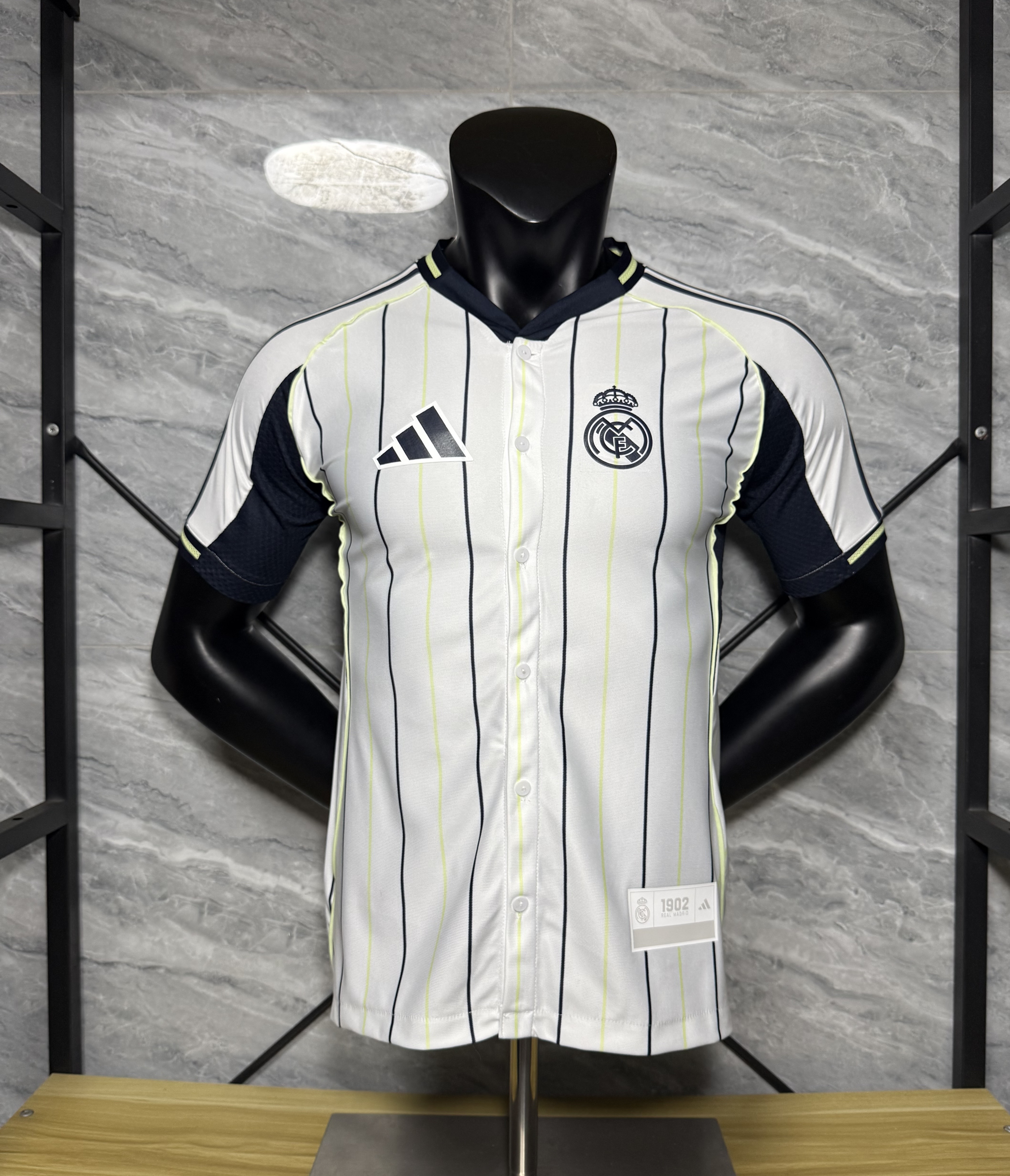 Real Madrid Authentic Soccer Jersey US Pack Shirt 2025/26 in White