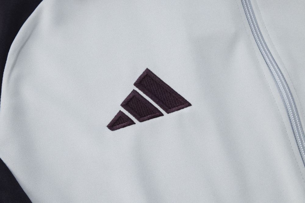 Juventus Training Kit (Jacket+Pants) Light Grey 2025/26
