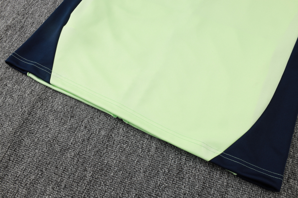 Real Madrid Training Kit (Jacket+Pants) Light Green 2025/26