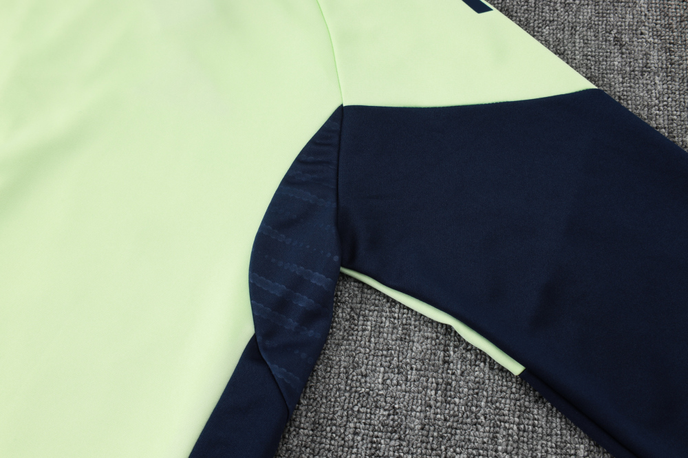Real Madrid Training Kit (Jacket+Pants) Light Green 2025/26
