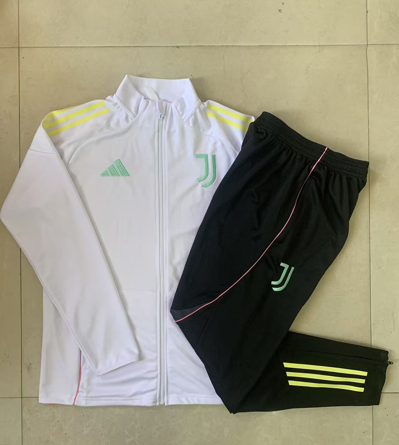 Kids Juventus Training Kit (Jacket+Pants) White 2025/26