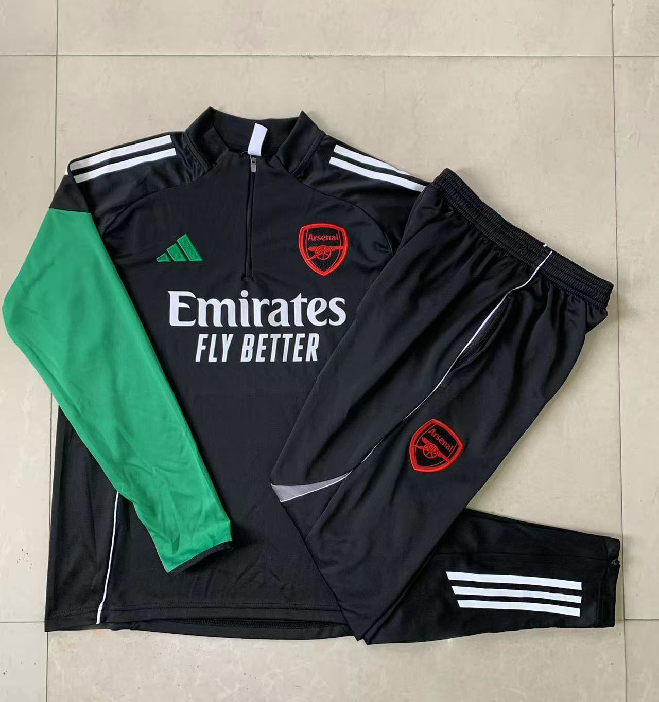 Kids Arsenal Training Kit Sweatshirt & Pants Set Black 2025/26