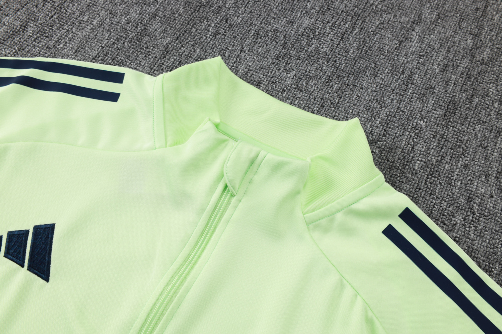 Real Madrid Training Kit (Jacket+Pants) Light Green 2025/26