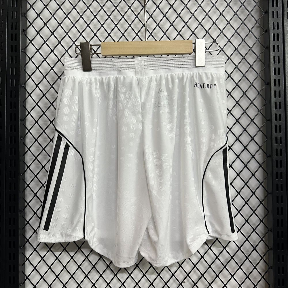 Manchester United Authentic Home Shorts 2025/26
