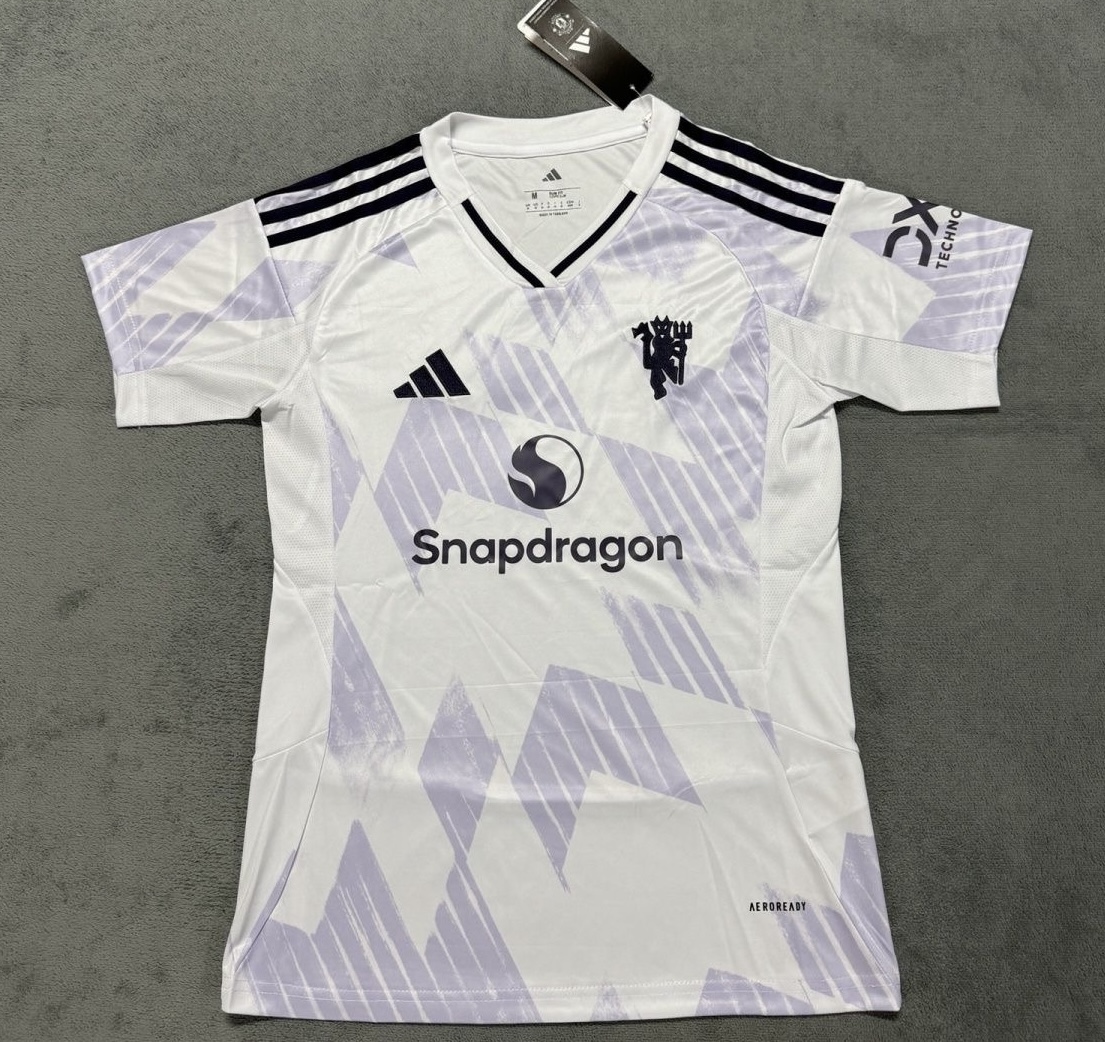 Manchester United Away Women's Football Jersey Shirt 2025/26 in White