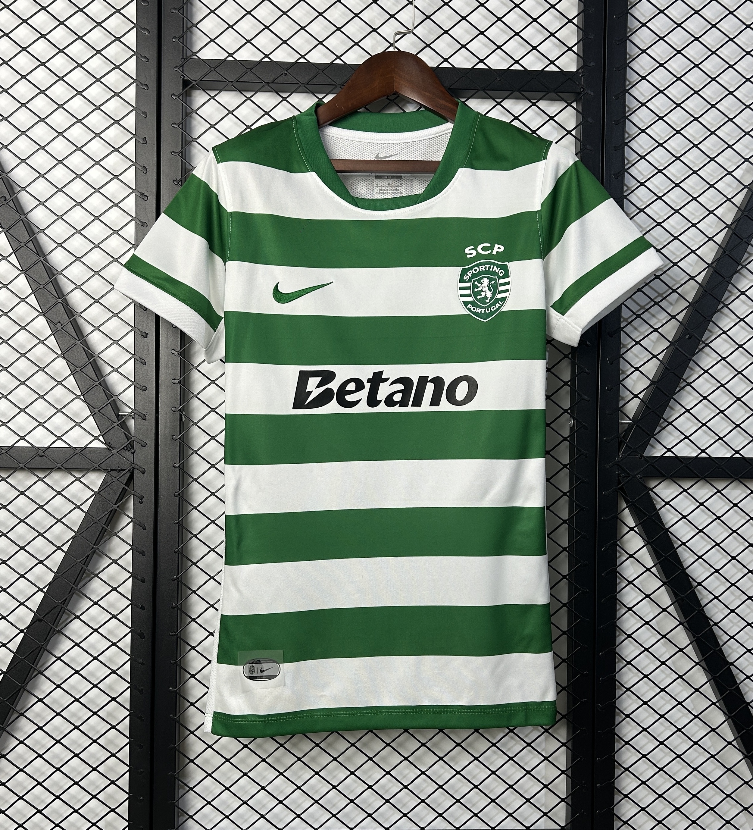 Sporting CP Soccer Jersey Home Women's Custom Shirt 2025/26 in Green&White
