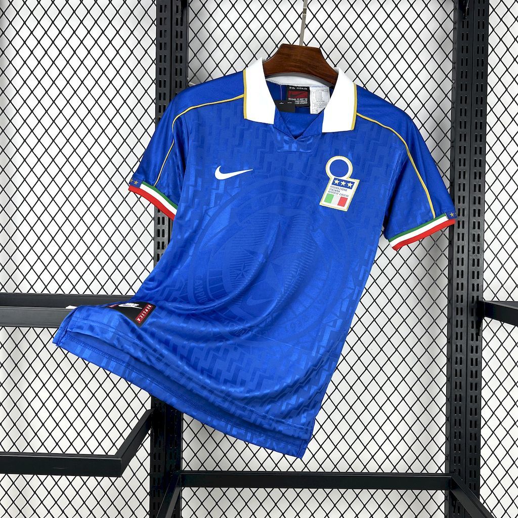 Italy Retro Soccer Jersey Home Custom Shirt 1995 in Blue