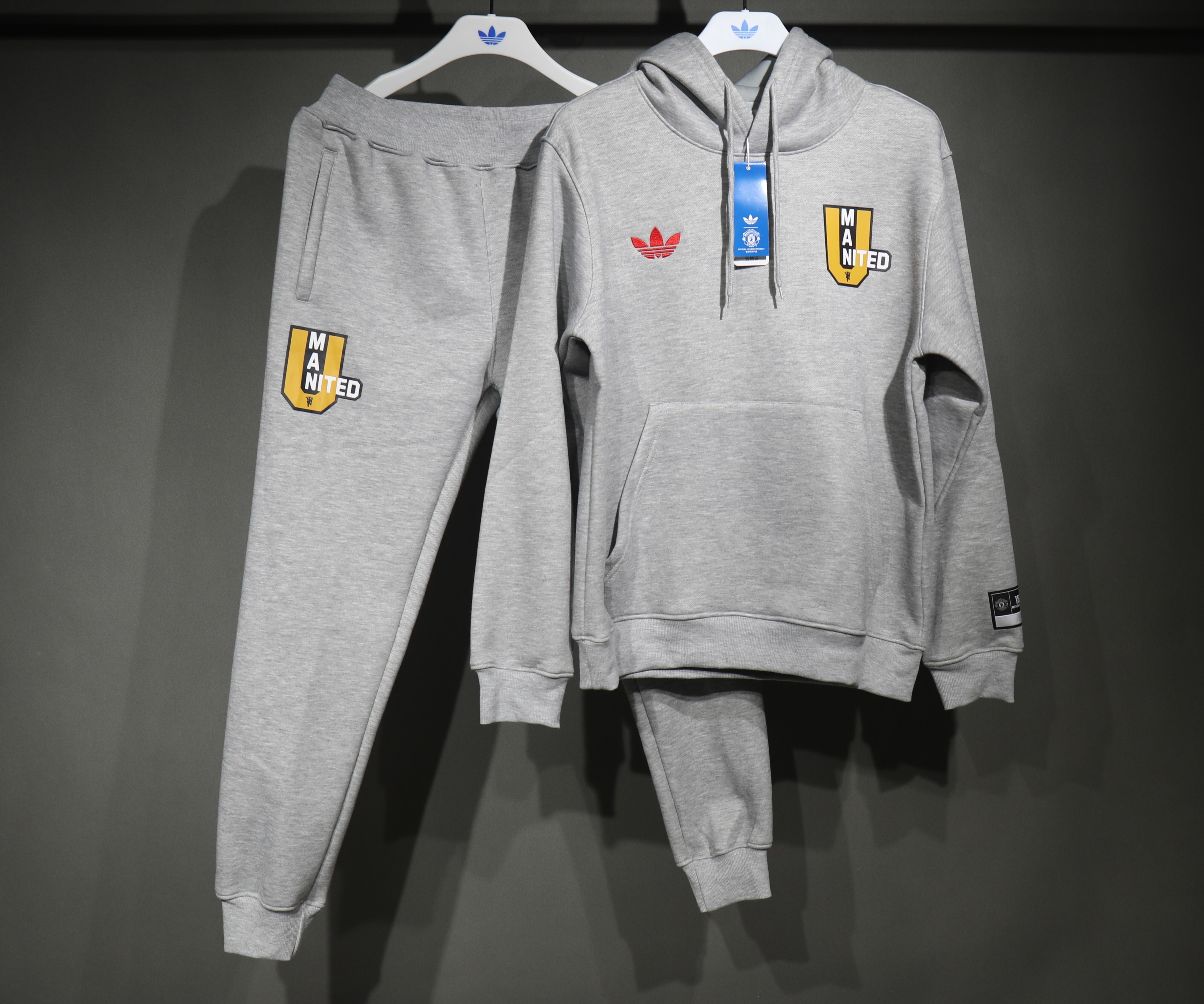 Manchester United Hoodie Training Kit Sweatshirt & Pants Set Grey 2025/26