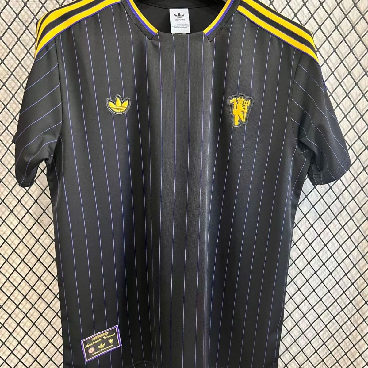 Manchester United Football Jersey Terrace Icons Special Edition Custom Shirt 2025/26 in Black
