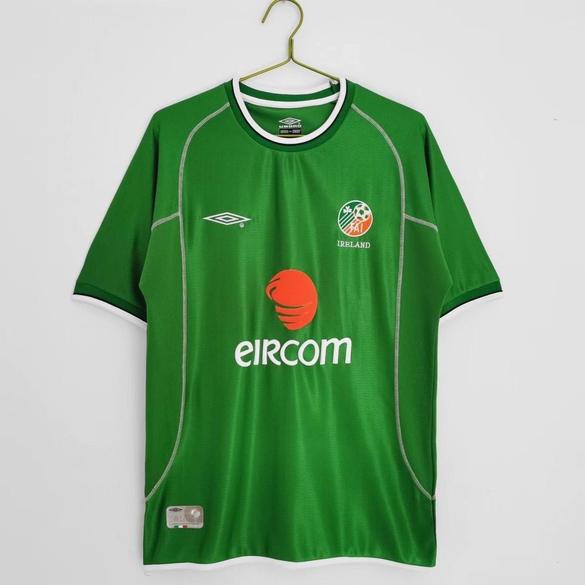 Ireland Retro Soccer Jersey Home Custom Shirt 2002 in Green
