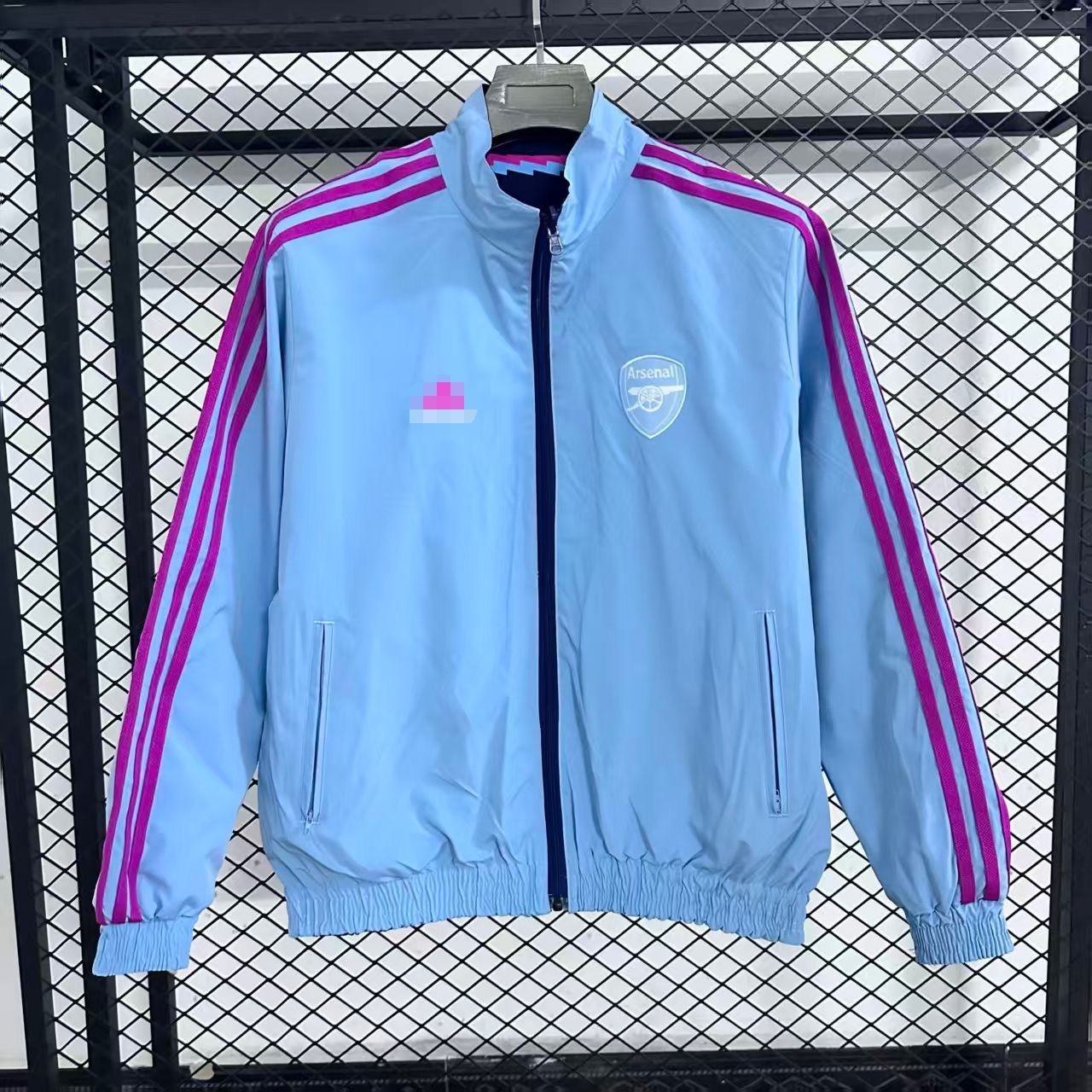 Arsenal Reversible Double-Sides Windbreaker Jacket 2025-26 in Model Year: 2025-26country and League: England-Premier