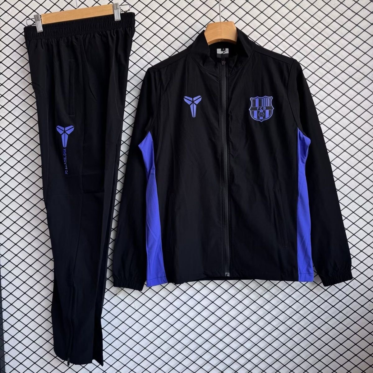 Barcelona Windbreaker with Pants Black 2025/26