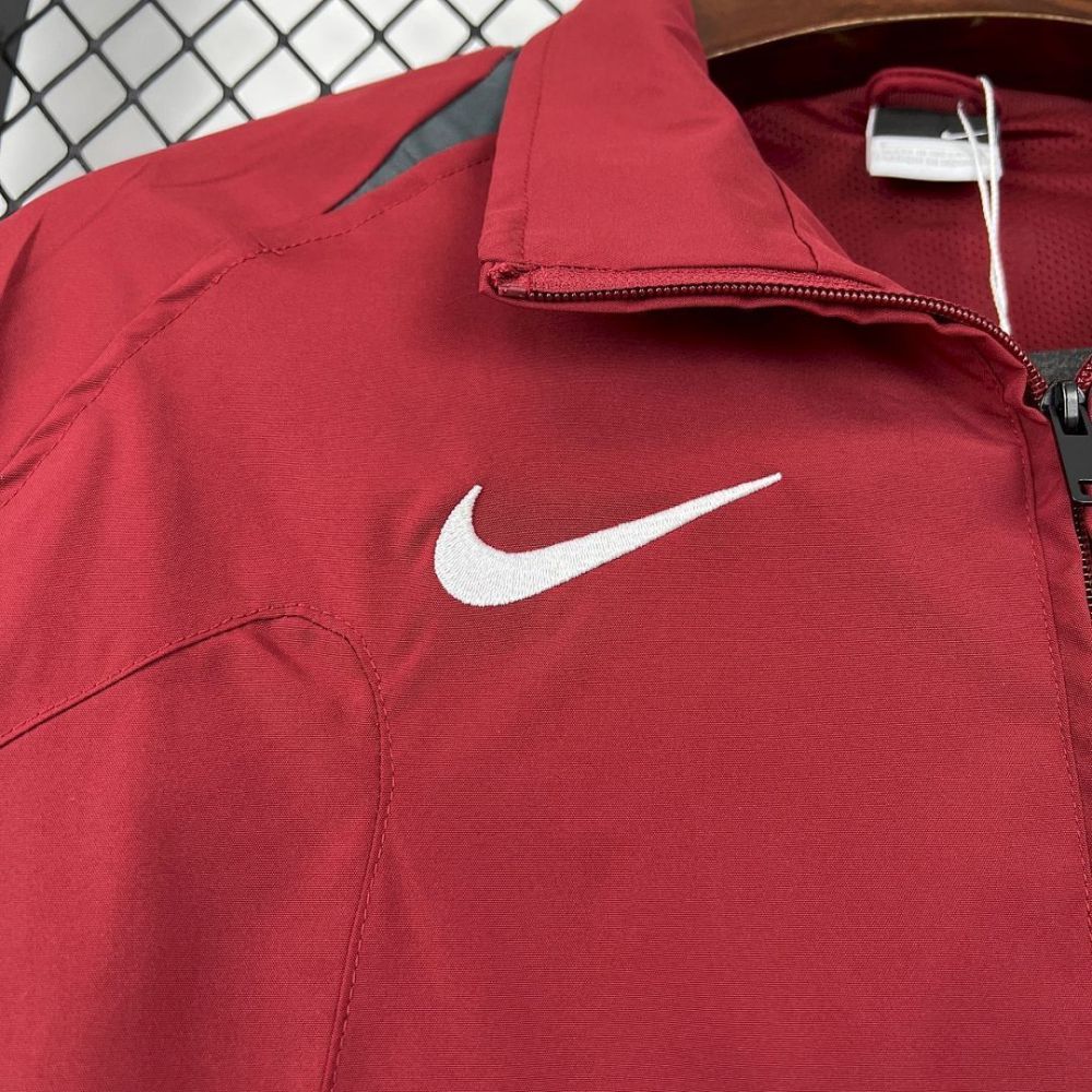 Arsenal Retro Windbreaker Jacket Red 2005/06