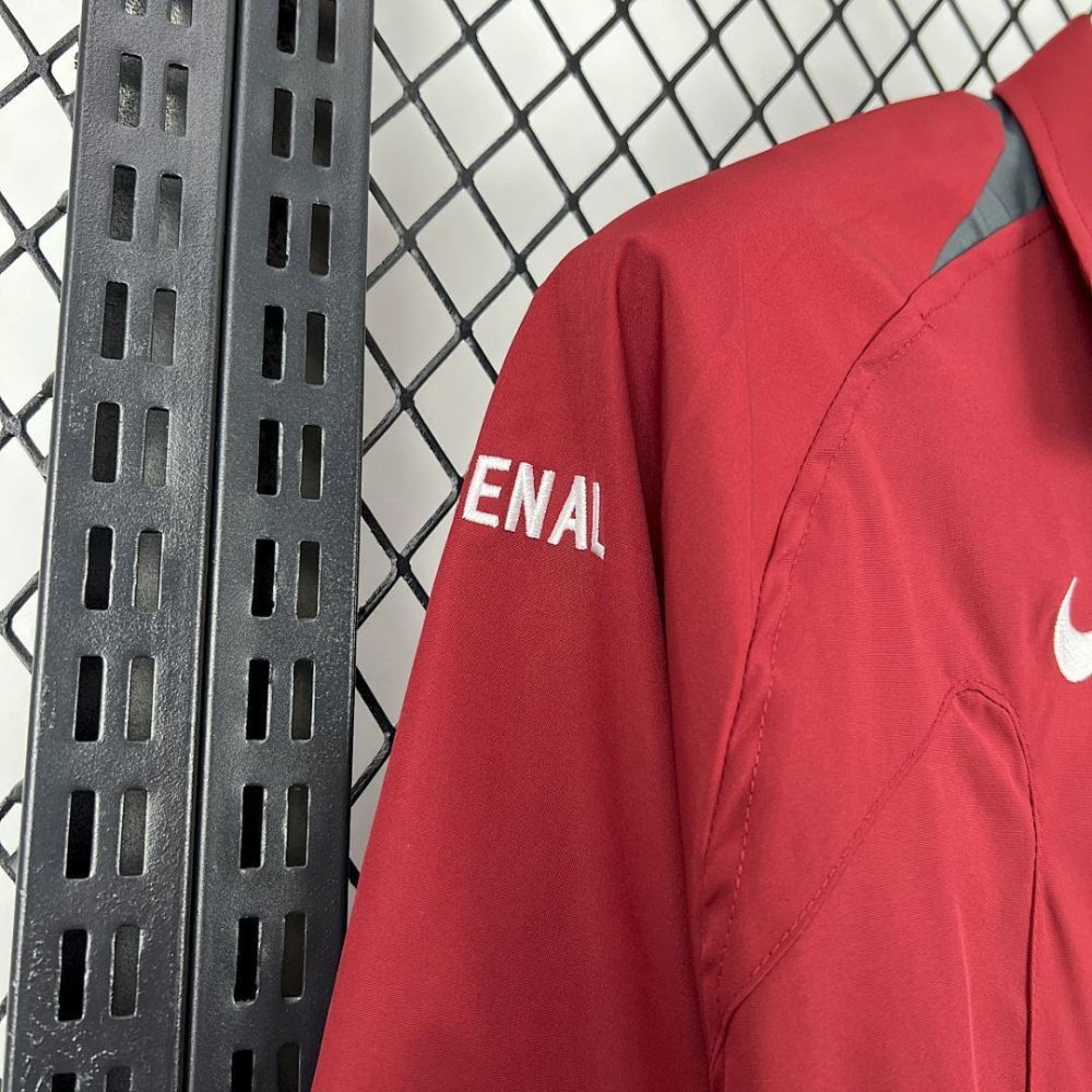 Arsenal Retro Windbreaker Jacket Red 2005/06