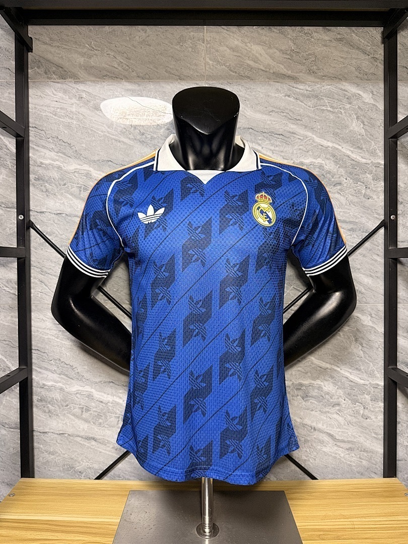 Real Madrid Authentic Soccer Jersey Away Shirt 2026/27 in Model Year: 2026/27 Country and League: Spain-La Liga
