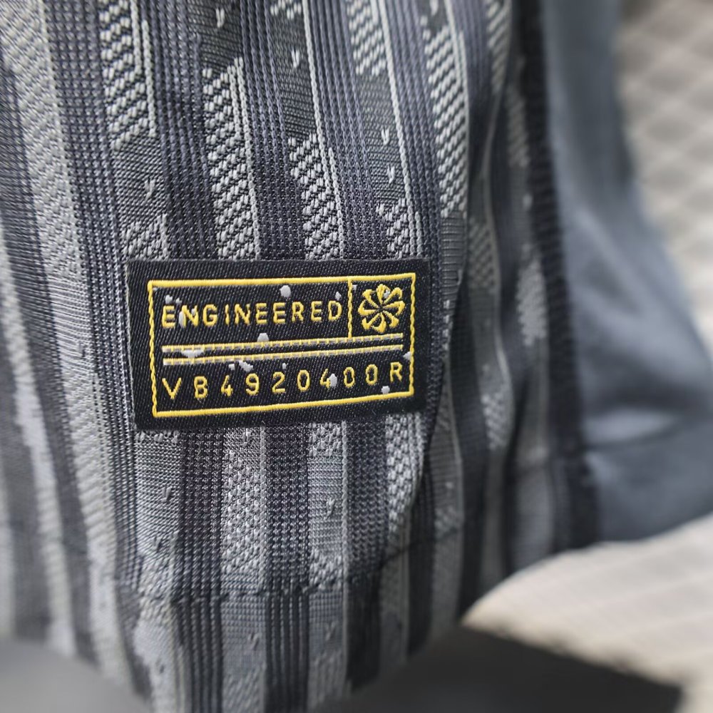 Authentic Soccer Jersey PSG Fourth Away Long Sleeve Shirt 2025/26