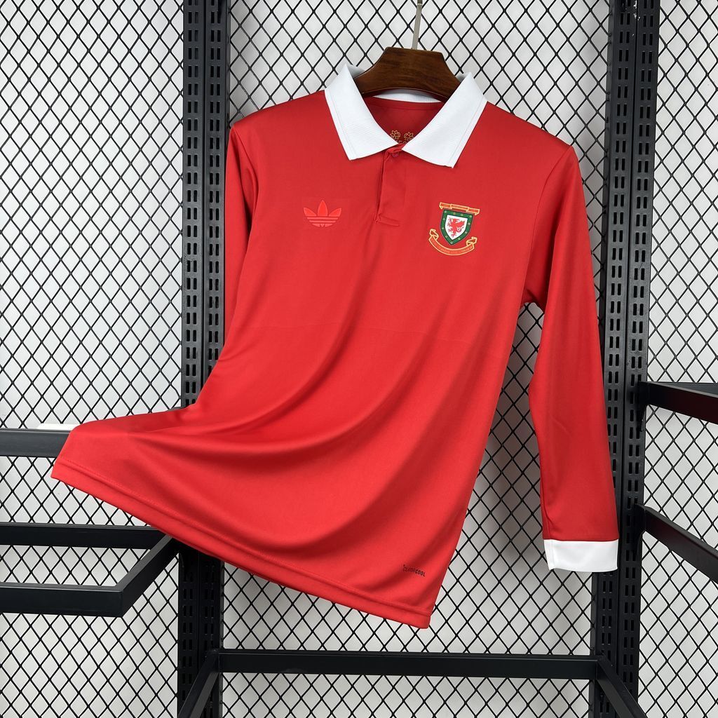 Wales Football Jersey 150th Anniversary Long Sleeve Custom Shirt 2026 World Cup Edition in Red