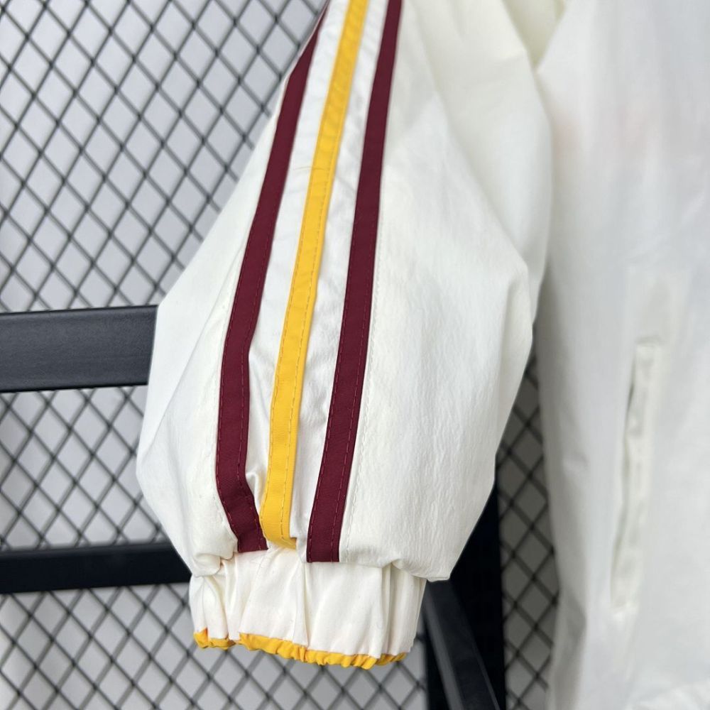 Spain Windbreaker jacket Off-white 2026 World Cup