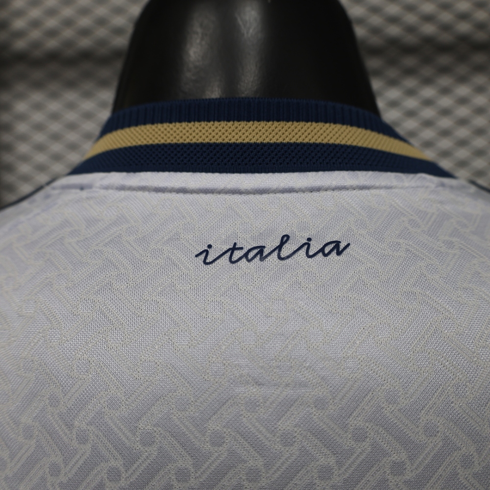 Italy Authentic Away Long Sleeve Football Shirt World Cup 2026