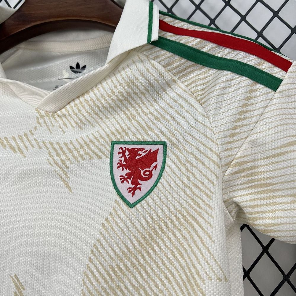 Wales Football Jersey Away Kids Kit Jersey+Shorts World Cup 2026