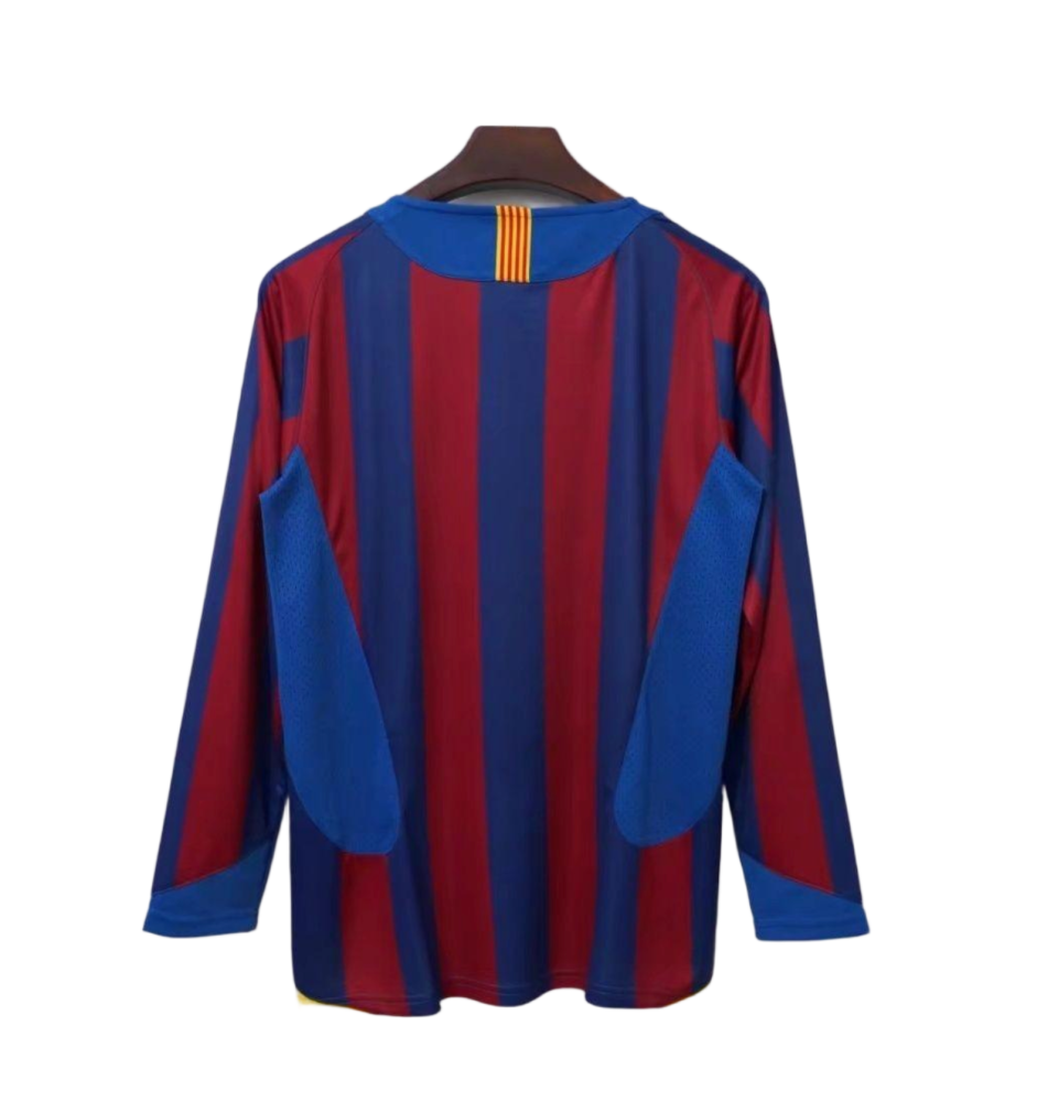 Barcelona Retro Jersey Home Long Sleeve Soccer Shirt 2005-06