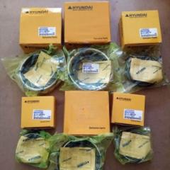 Hyundai Excavator Oil cylinder sealing ring R215 R225 R305 R335 R455 R350 R385 R485