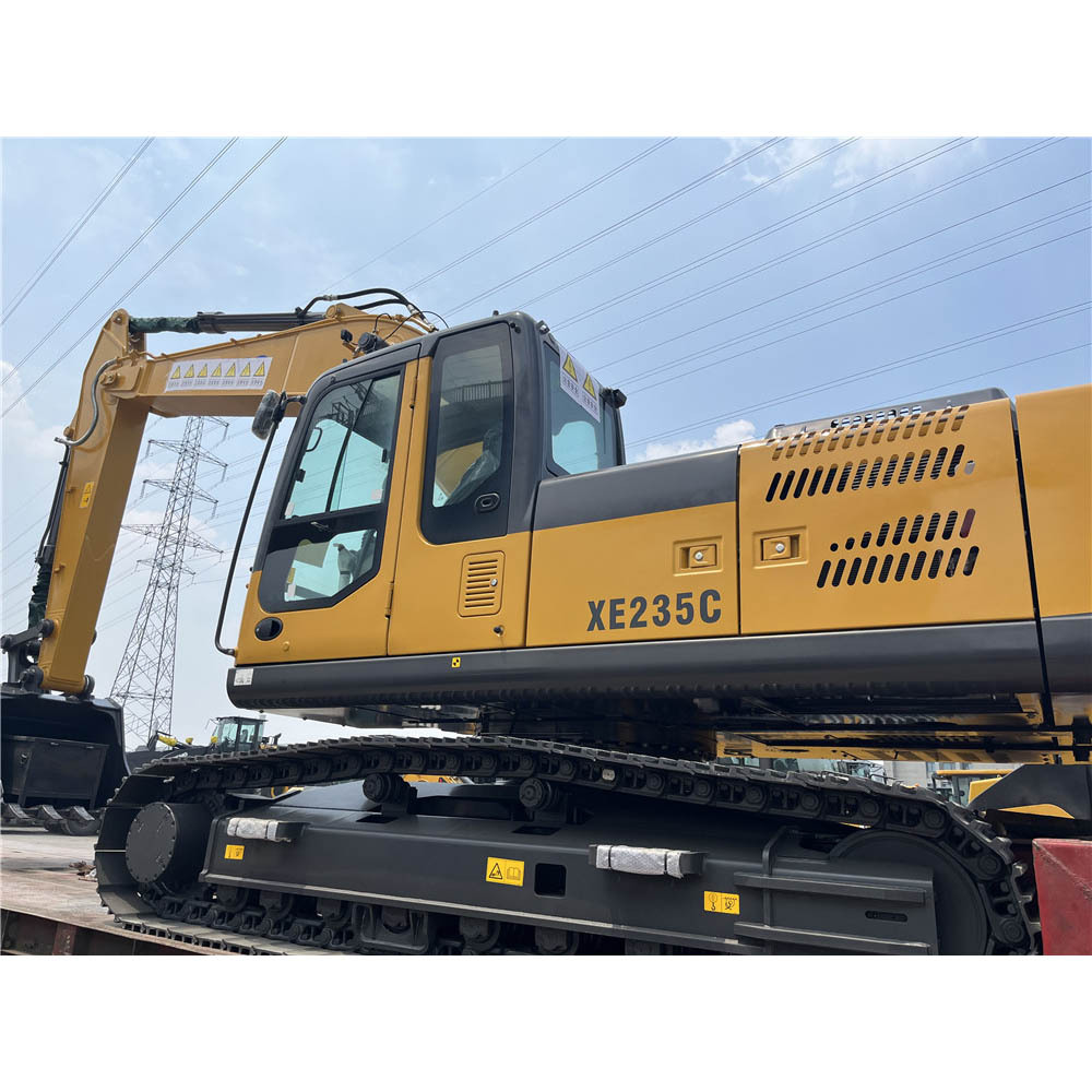 Excavator XE245G