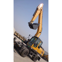 Excavator XE210W