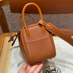 Hermes  Lindy  Size：19*12.5*9cm
