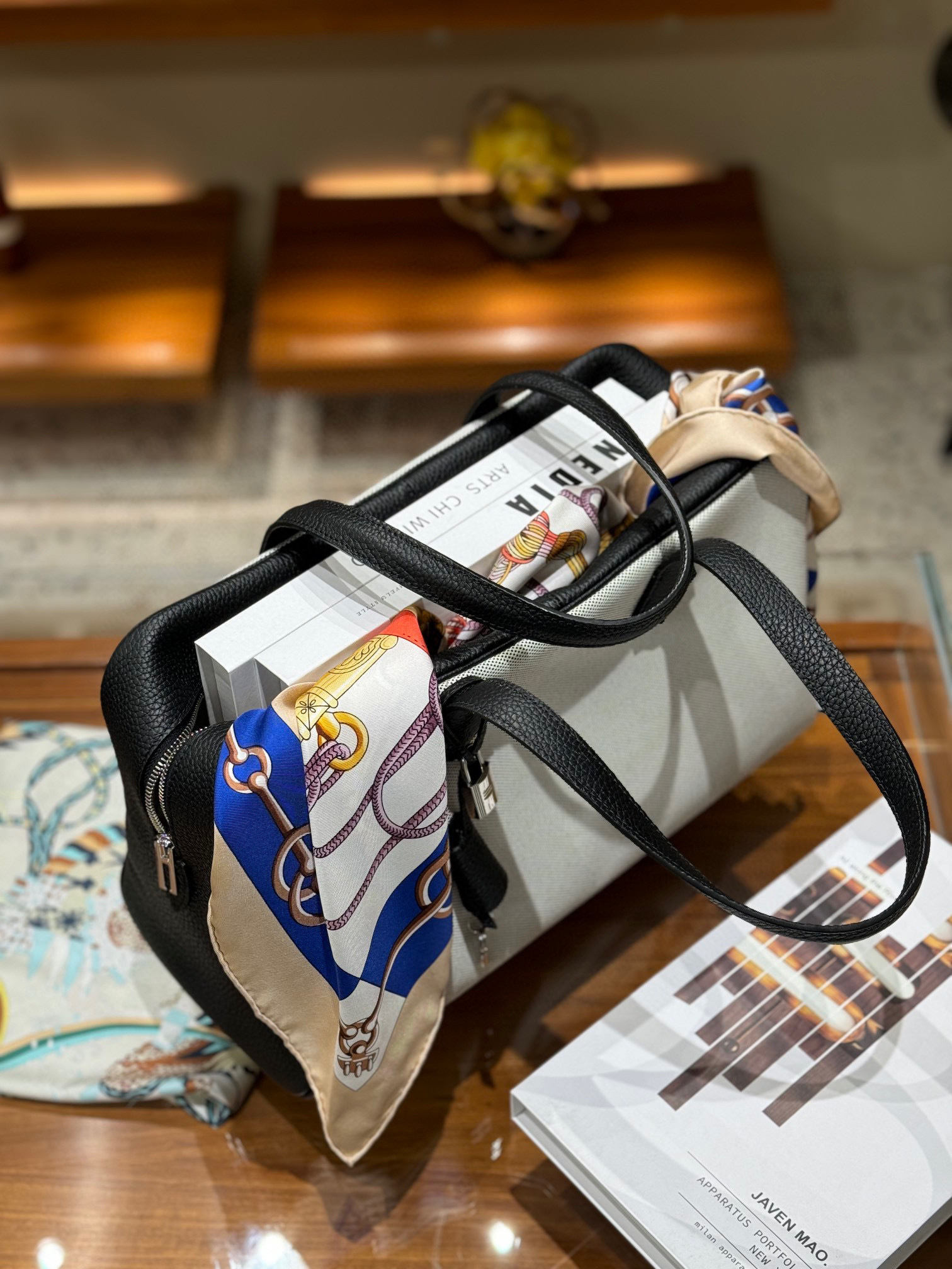 Hermes Victoria Dimensioni: 36*23*14,5 cm