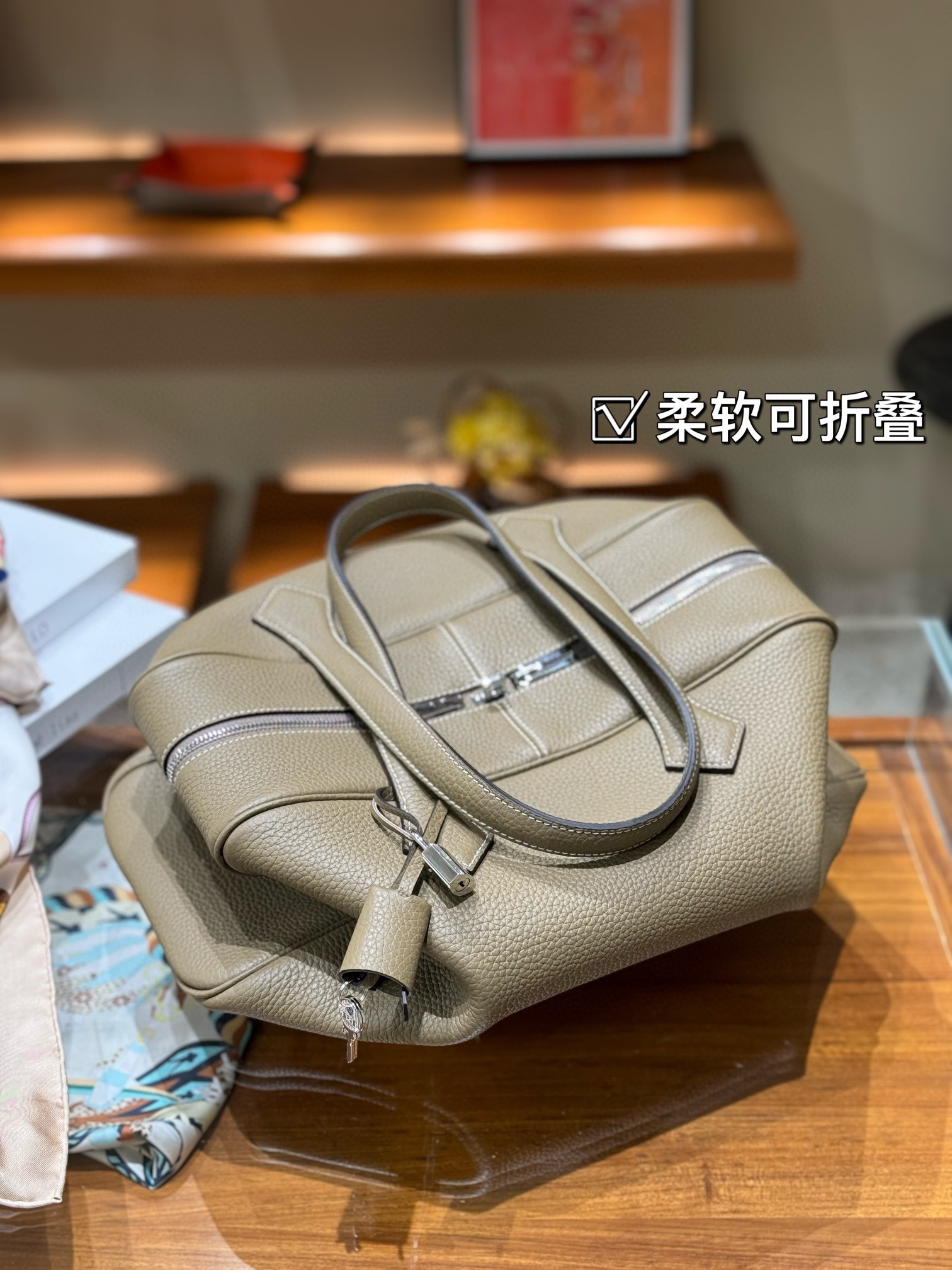Hermes Victoria  Size：36*23*14.5cm