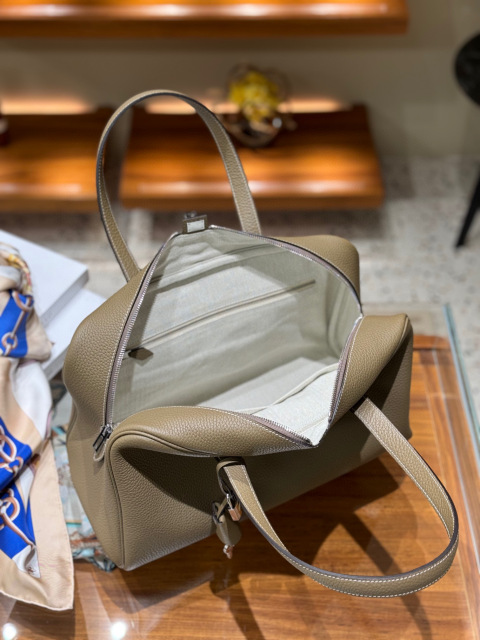 Hermes Victoria  Size：36*23*14.5cm