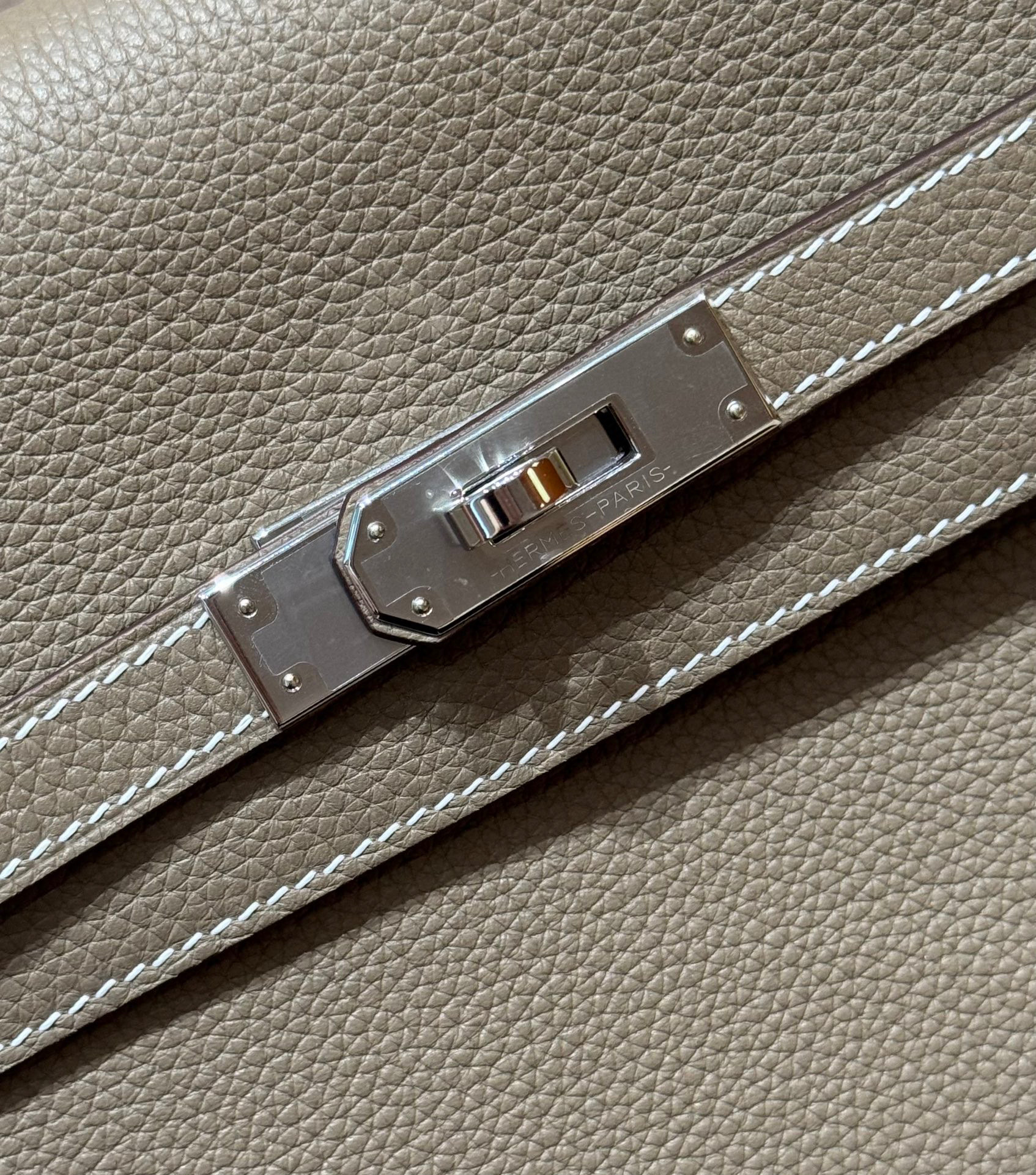 Hermes Kelly depeches Dimensioni: 25*19.5*4cm