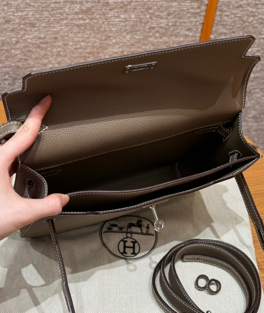 Hermes Kelly depeches Dimensioni: 25*19.5*4cm