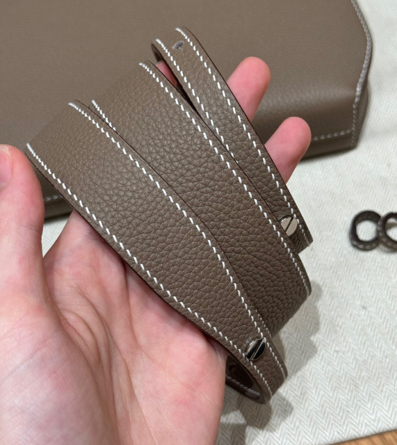 Hermes Kelly depeches Dimensioni: 25*19.5*4cm