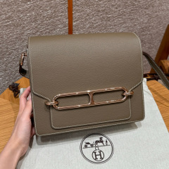 Hermes Roulis Größe: 23 * 18 * 7 cm