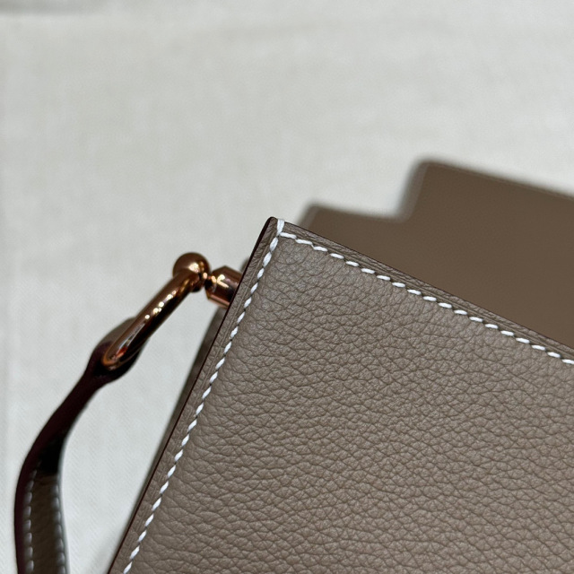 Hermes Roulis Größe: 23 * 18 * 7 cm