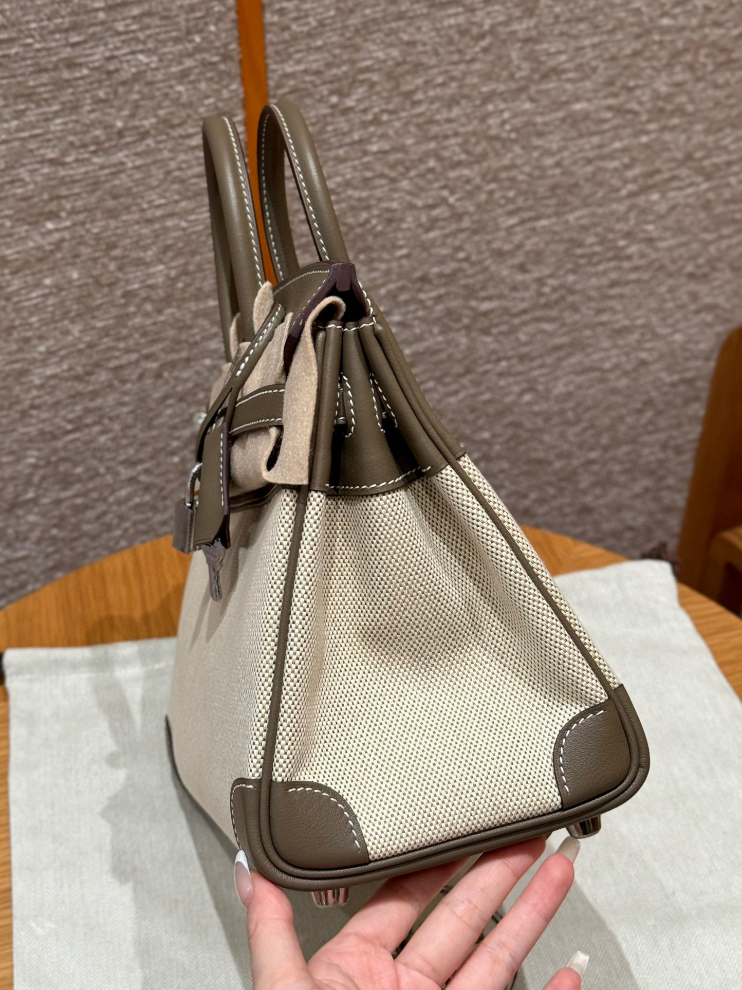 Hermes Birkin Dimensioni: 25*20*13cm