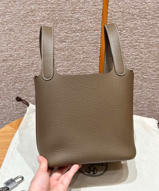 Hermes Picotin Schloss Größe: 18 * 13 * 18 cm