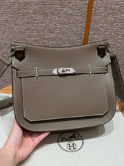 Hermes Jypsiere Dimensioni: 28*23,5*12,5 cm