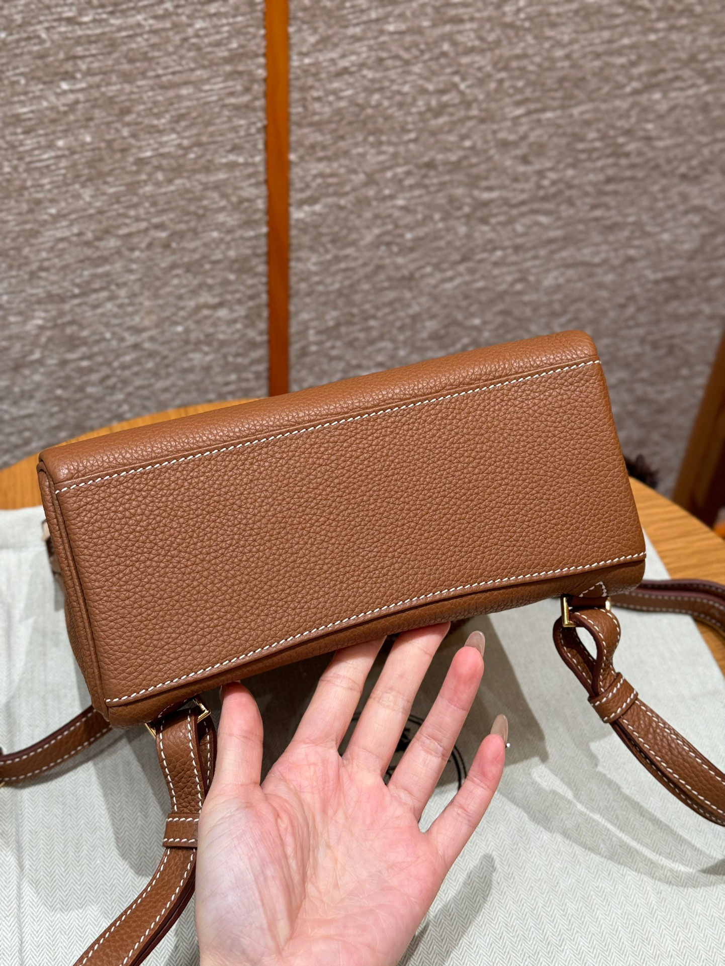 Hermes Kelly Ado Dimensioni: 21*22*9cm