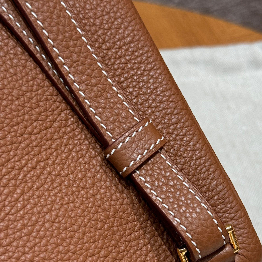 Hermes Kelly Ado Dimensioni: 21*22*9cm
