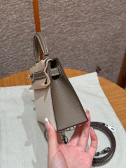 Hermes Kelly mini Dimensioni: 19*12*5,5 cm