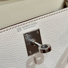 Hermes Kelly mini Dimensioni: 19*12*5,5 cm