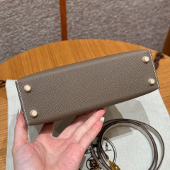 Hermes Kelly mini Dimensioni: 19*12*5,5 cm