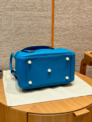 Dimensioni Hermes Lindy: 26*18*12cm