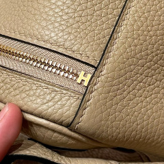 Dimensioni Hermes Lindy: 26*18*12cm