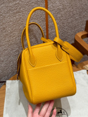 Dimensioni Hermes Lindy: 26*18*12cm